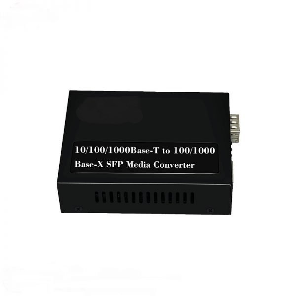 10/100/1000BASE-T to 100/1000BASE-X SFP Media Converter with Built-in Power Supply - Image 4